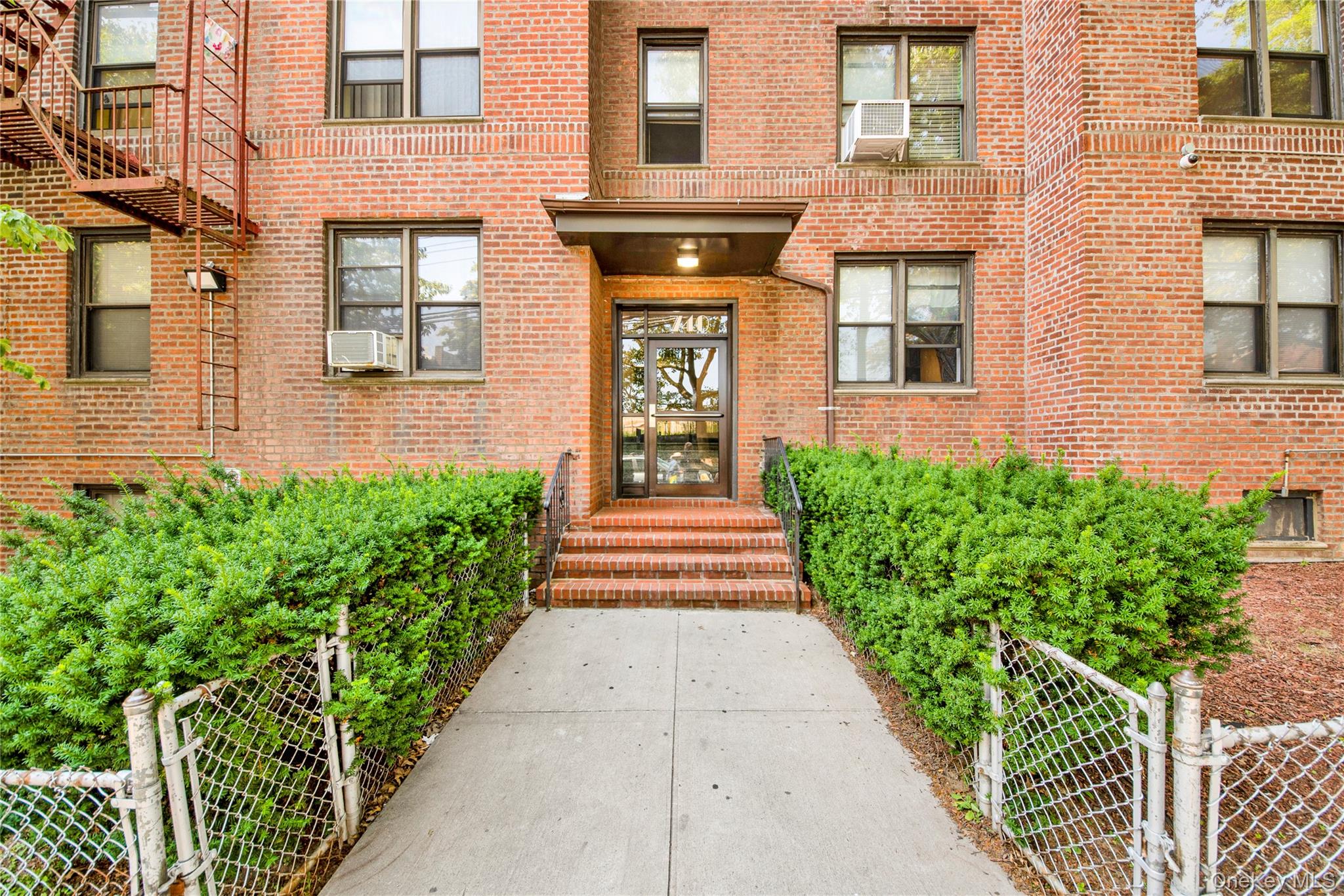 740 E 232nd Street # 6G, Bronx, NY 10466