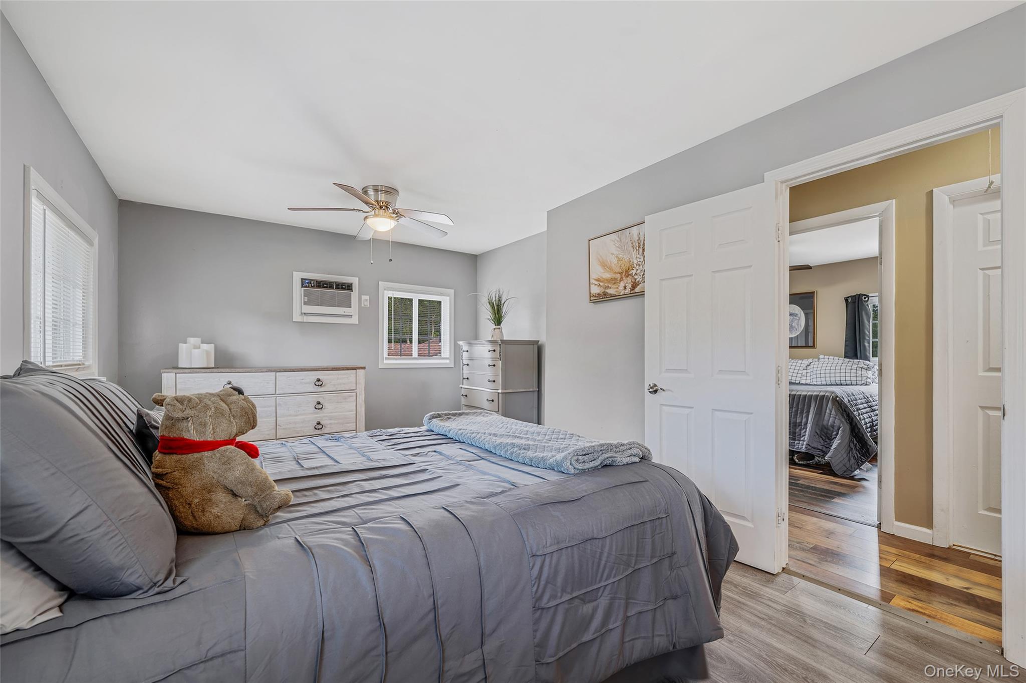 2 Alan Street, Holbrook, NY 11741