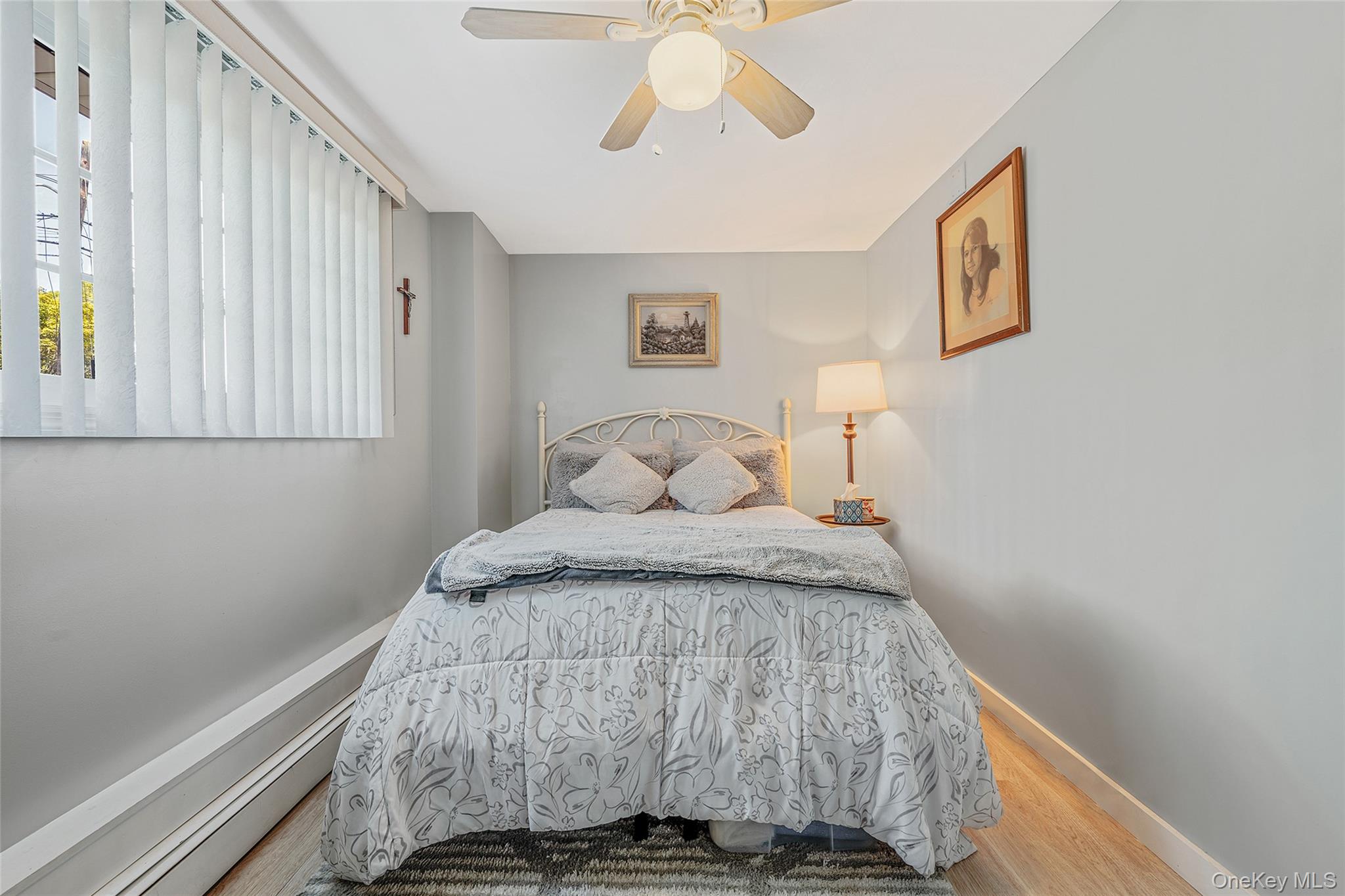 2 Alan Street, Holbrook, NY 11741