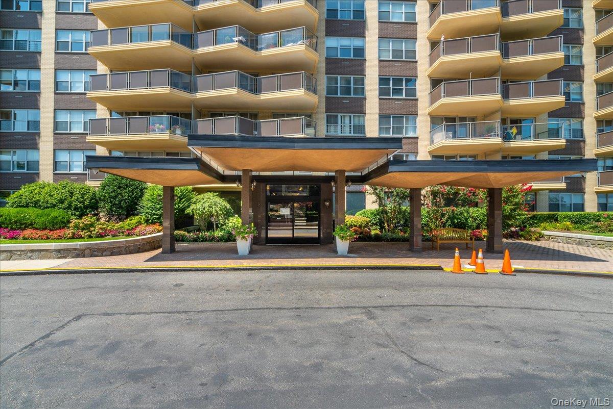 17-85 215th Street # 5F, Bayside, NY 11360