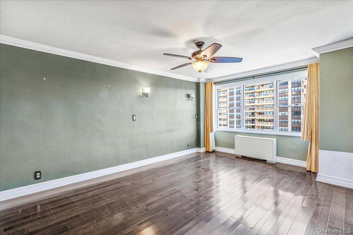 17-85 215th Street # 5F, Bayside, NY 11360