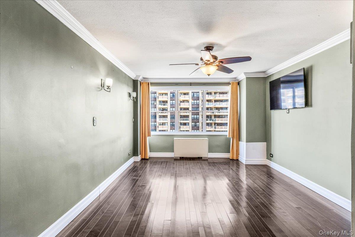 17-85 215th Street # 5F, Bayside, NY 11360