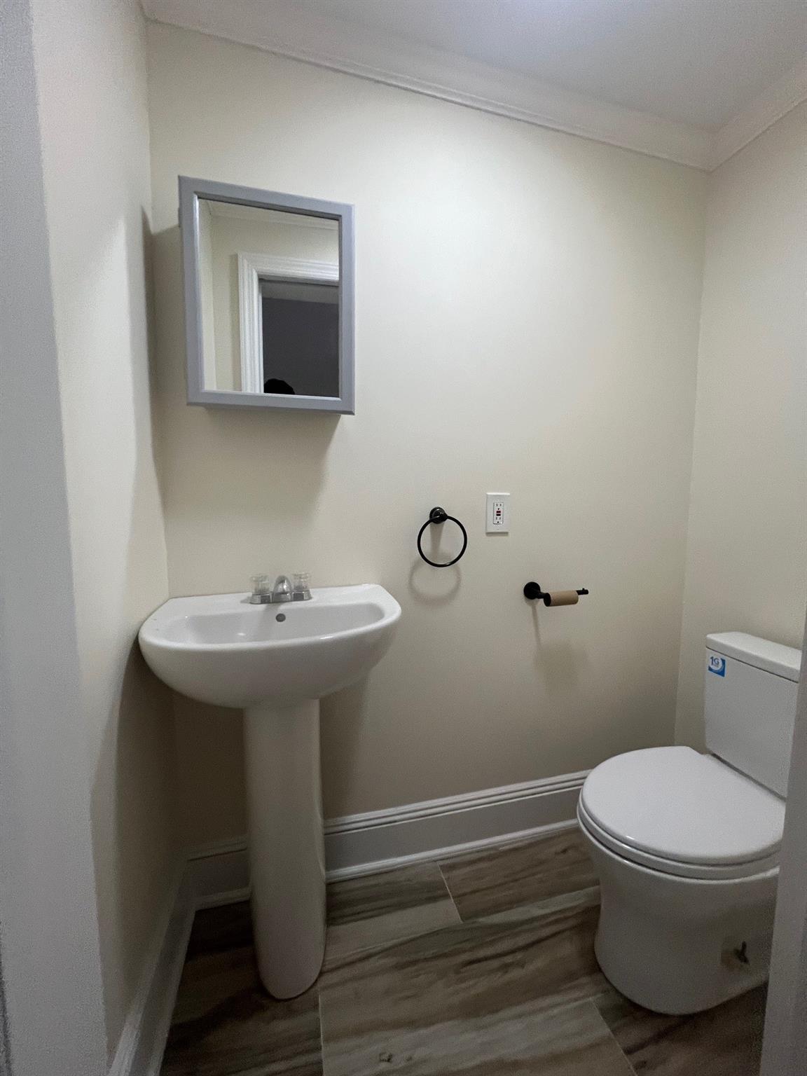 50 Forest Avenue, Locust Valley, NY 11560