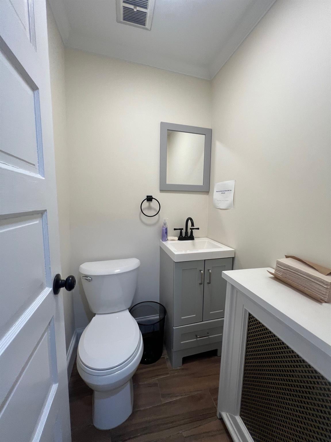 50 Forest Avenue, Locust Valley, NY 11560