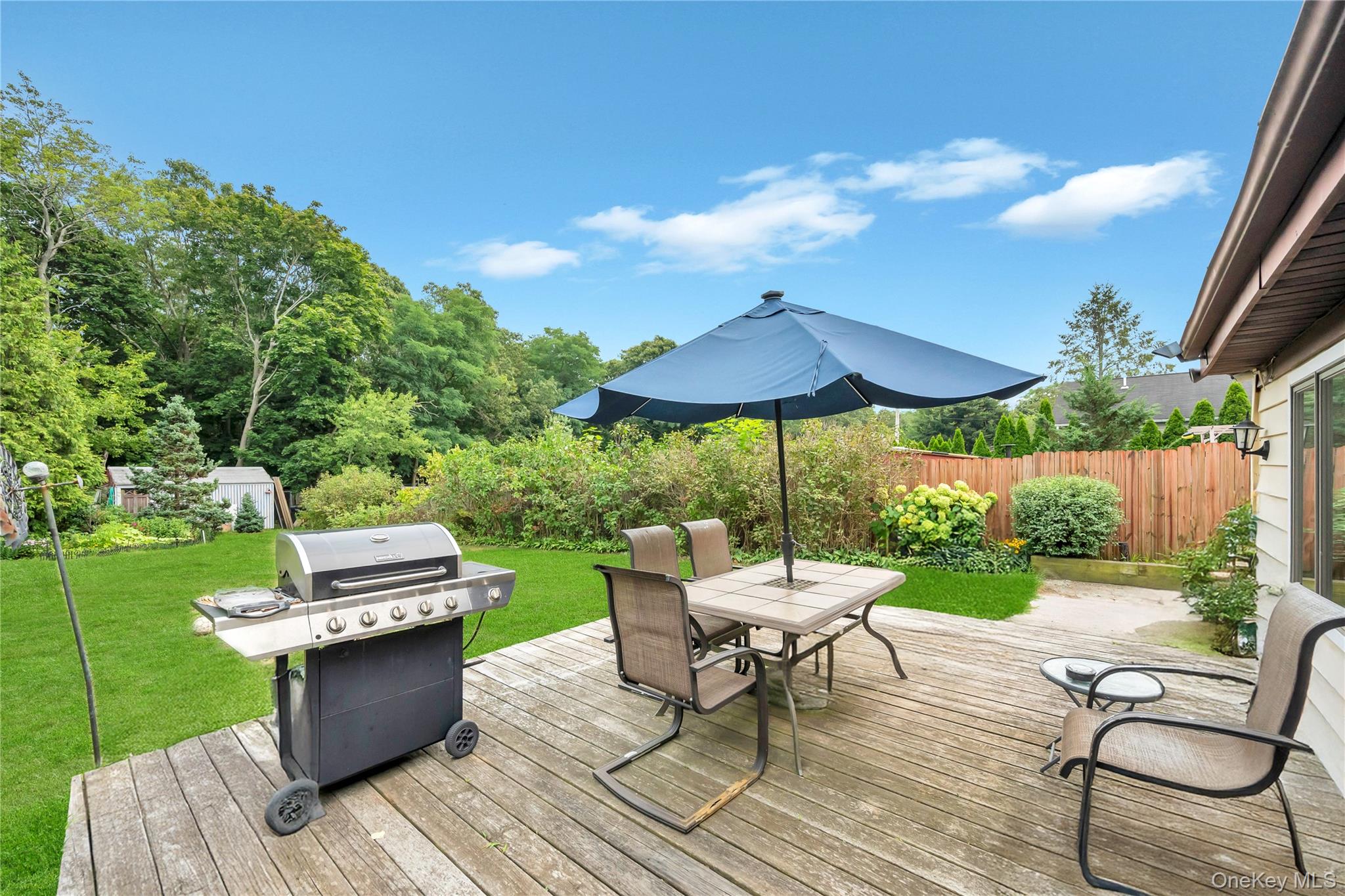 1044 Woodcrest Avenue, Riverhead, NY 11901