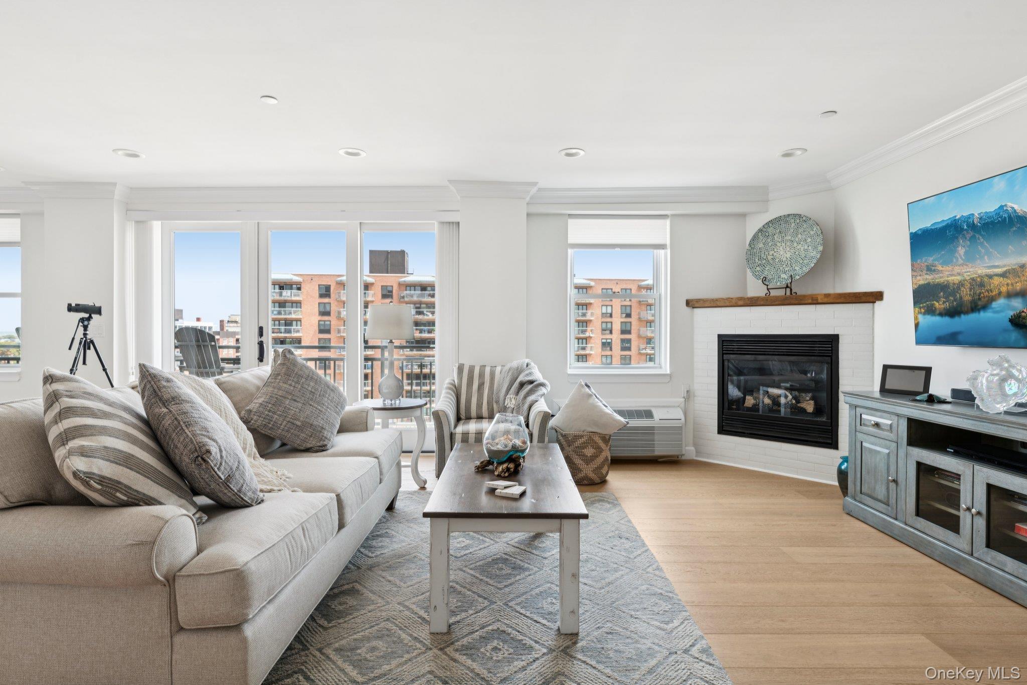 26 W Broadway # 803, Long Beach, NY 11561