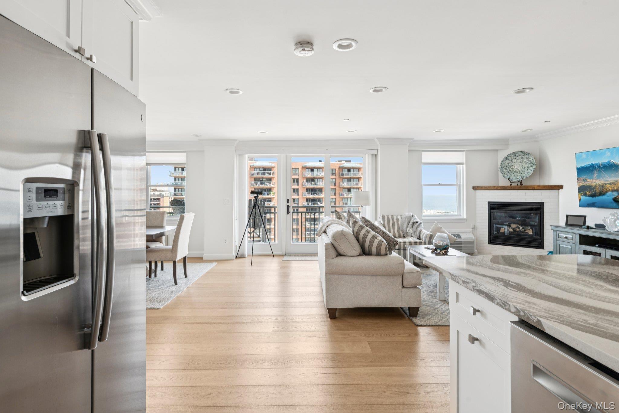 26 W Broadway # 803, Long Beach, NY 11561