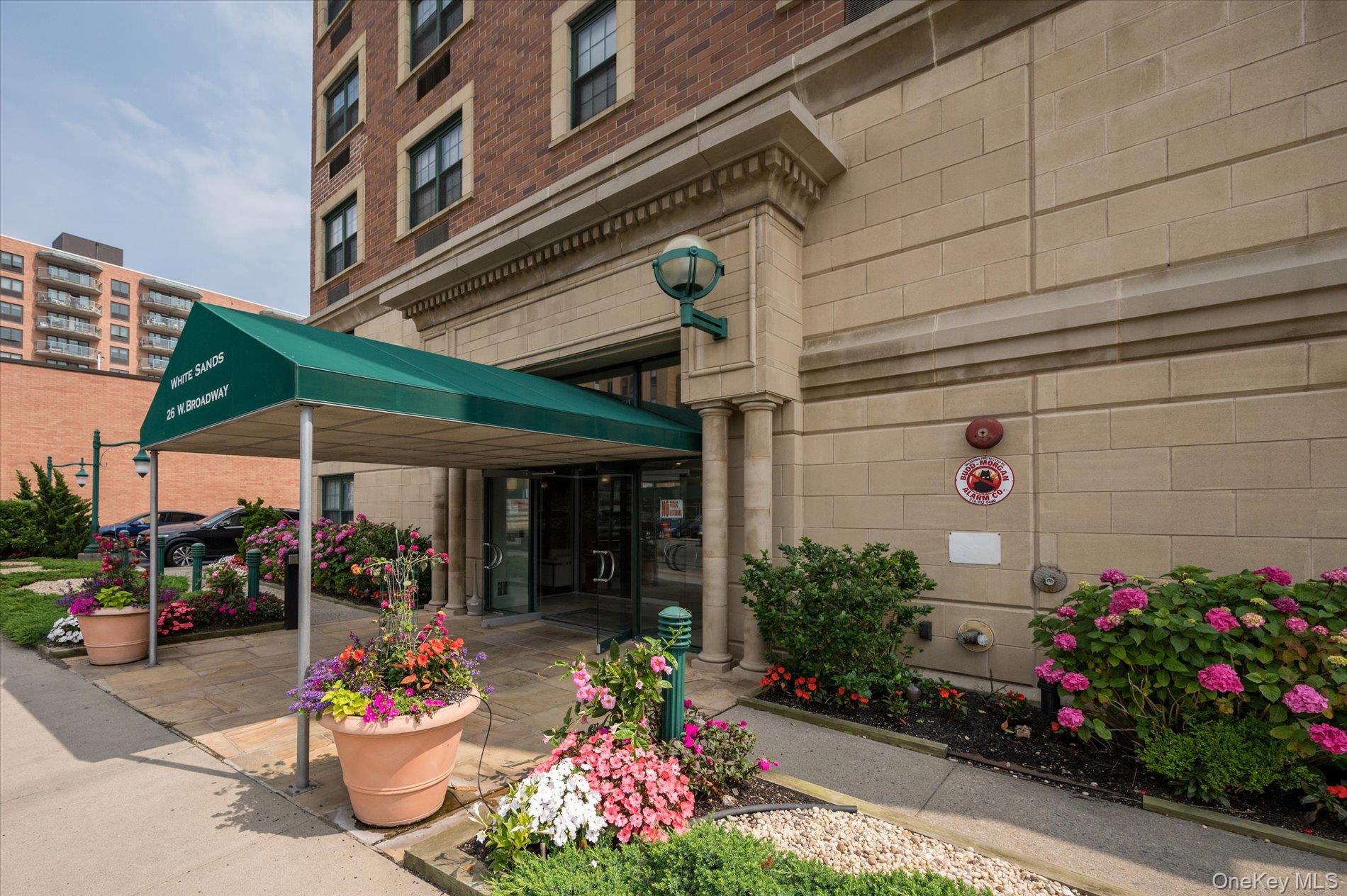 26 W Broadway # 803, Long Beach, NY 11561
