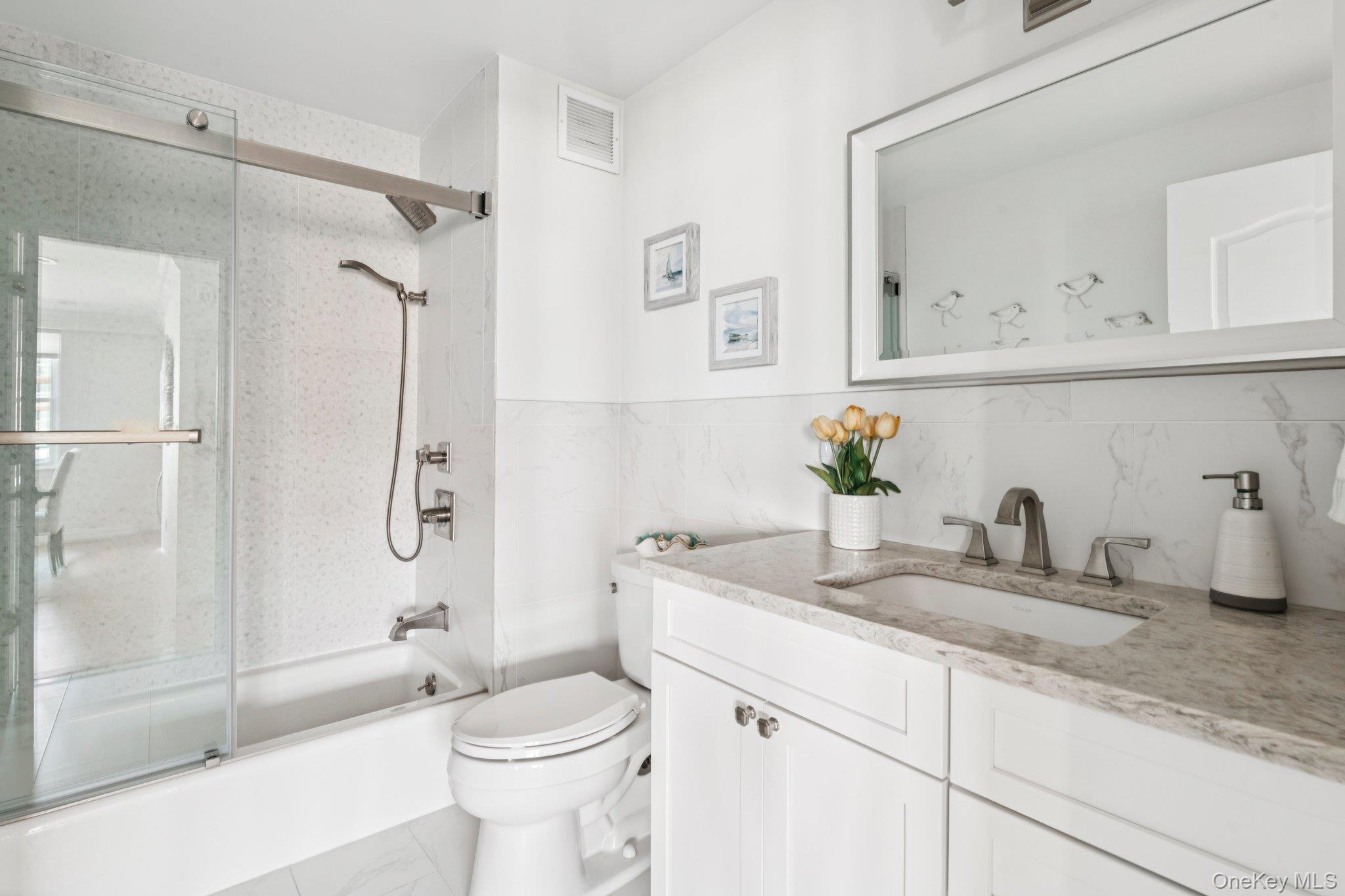 26 W Broadway # 803, Long Beach, NY 11561