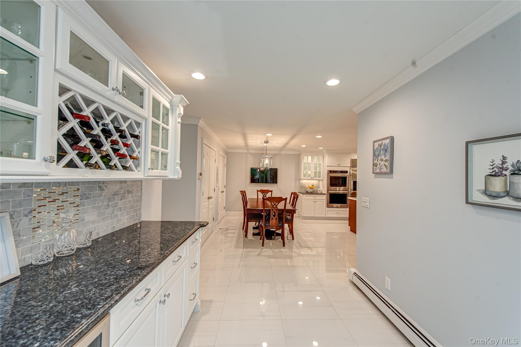 7 Wood Path Drive, Northport, NY 11768