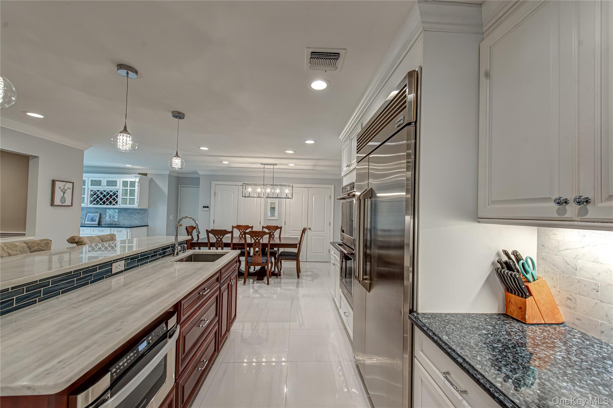 7 Wood Path Drive, Northport, NY 11768