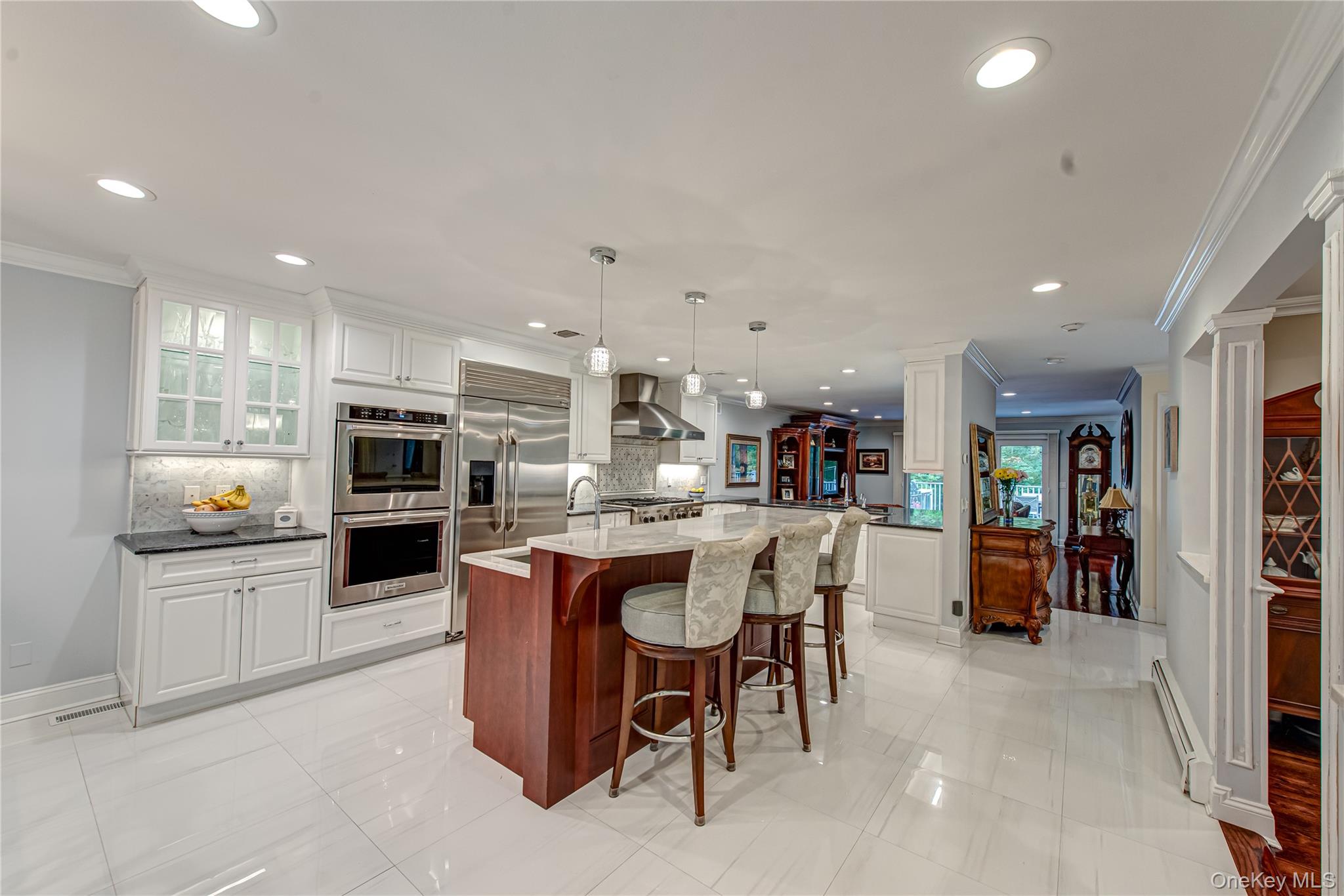 7 Wood Path Drive, Northport, NY 11768