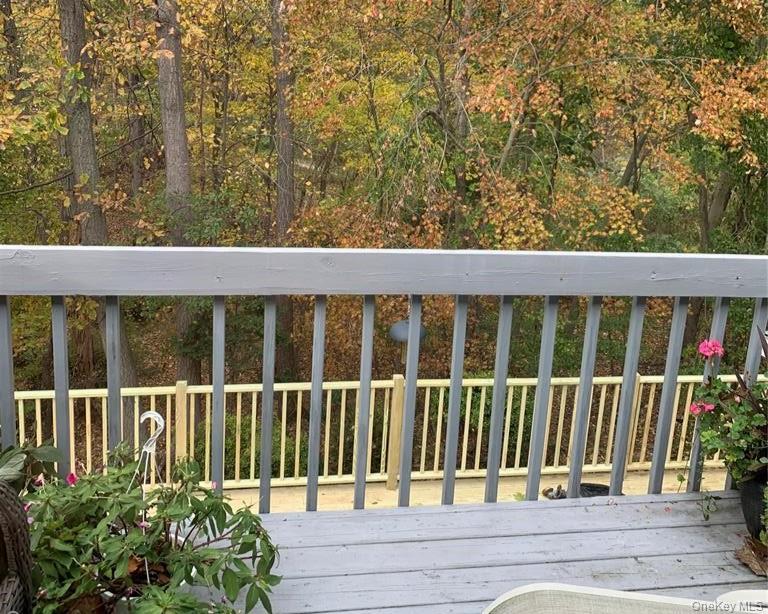 7 Wood Path Drive, Northport, NY 11768