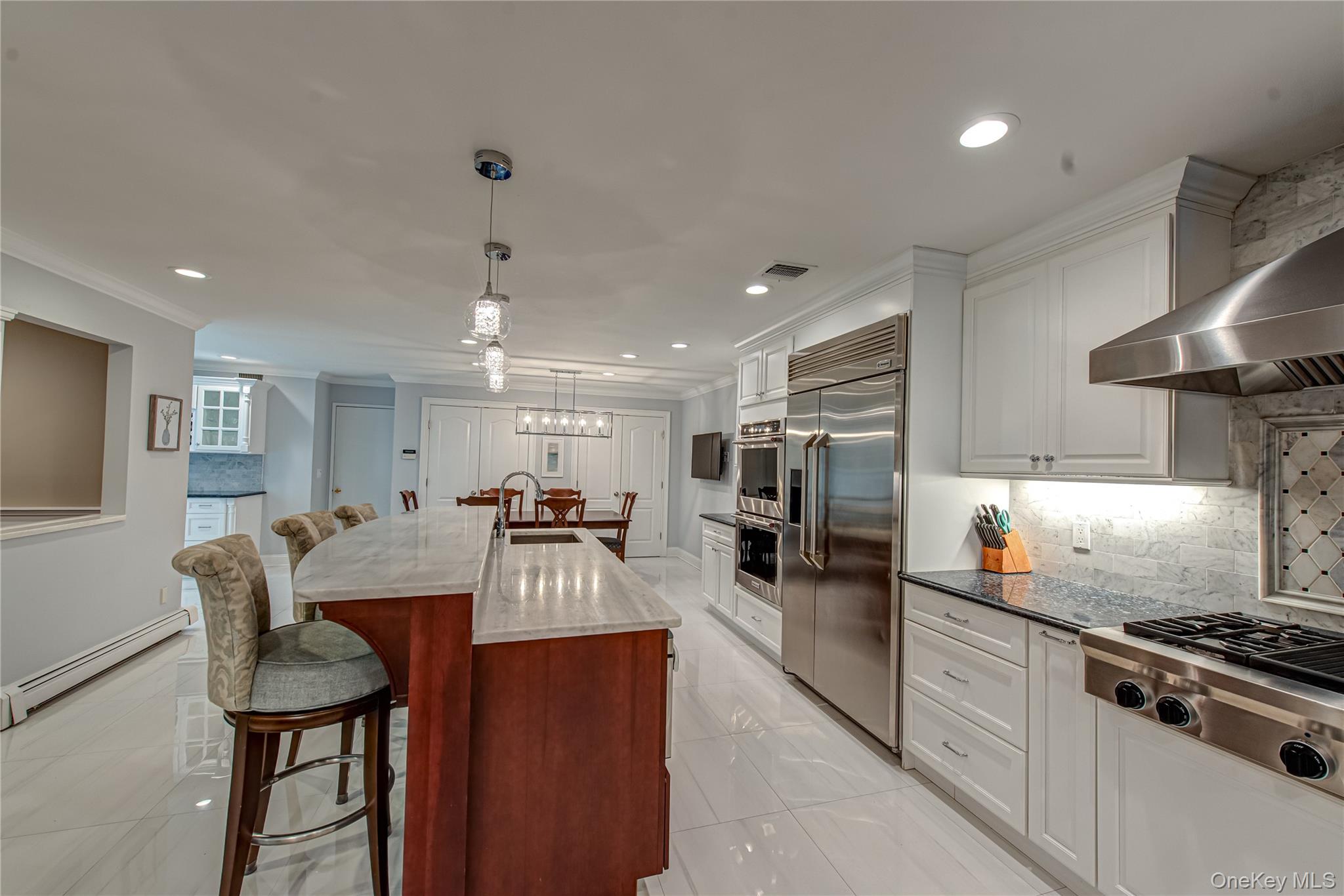 7 Wood Path Drive, Northport, NY 11768