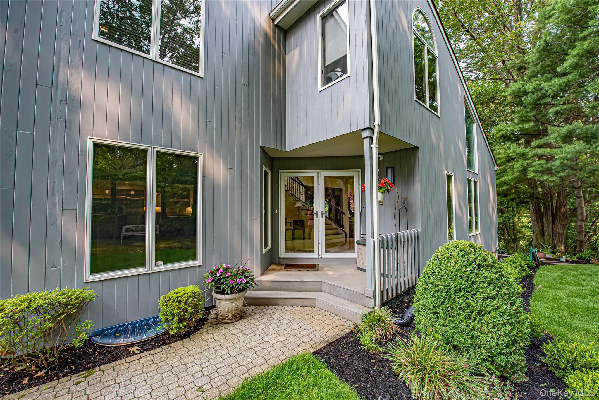 7 Wood Path Drive, Northport, NY 11768