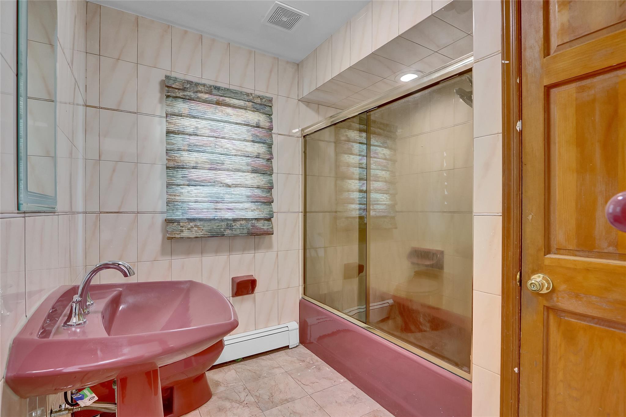 63 Cumberland Place, Valley Stream, NY 11580