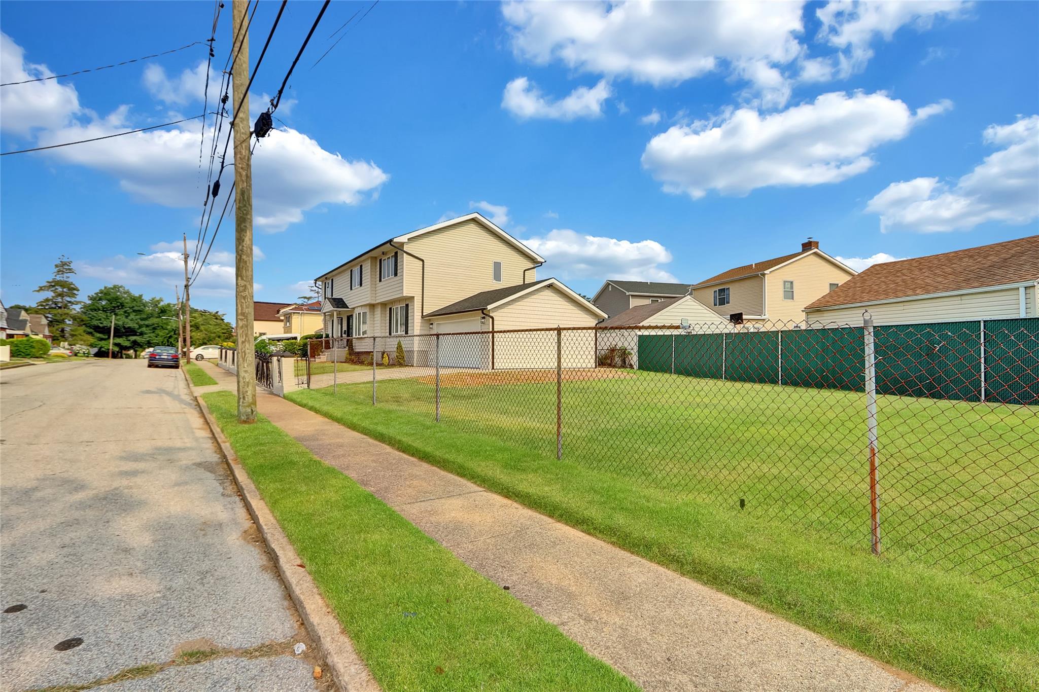 63 Cumberland Place, Valley Stream, NY 11580