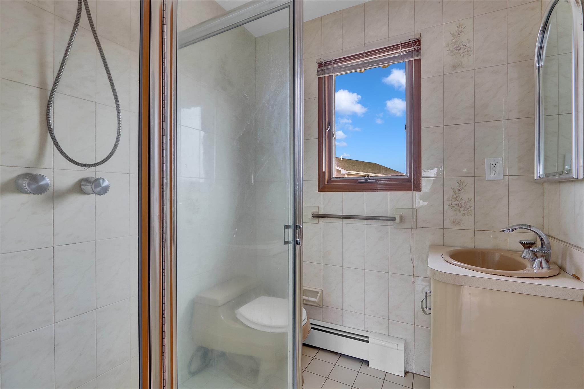 63 Cumberland Place, Valley Stream, NY 11580