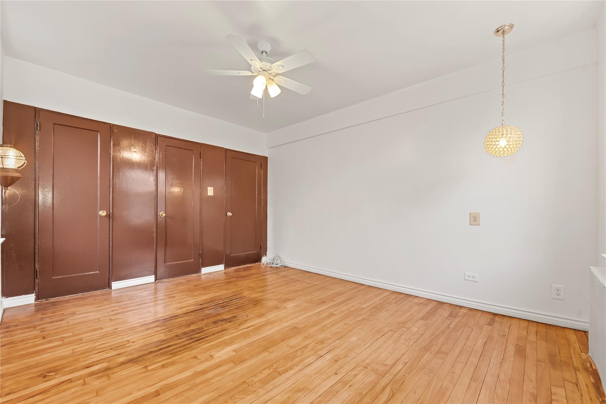 3920 52nd st # 2g, Woodside, NY 11377