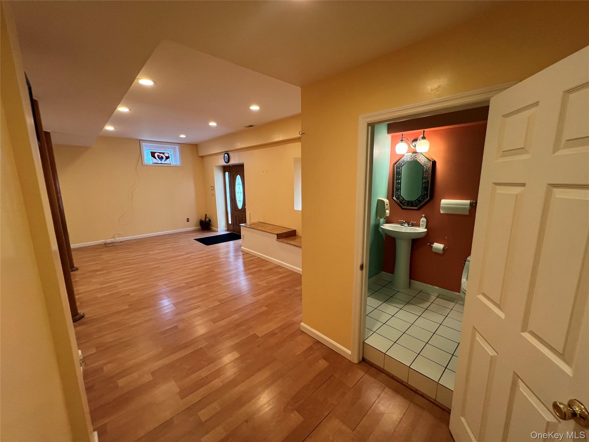 16 Peggy Lane, Peekskill, NY 10566