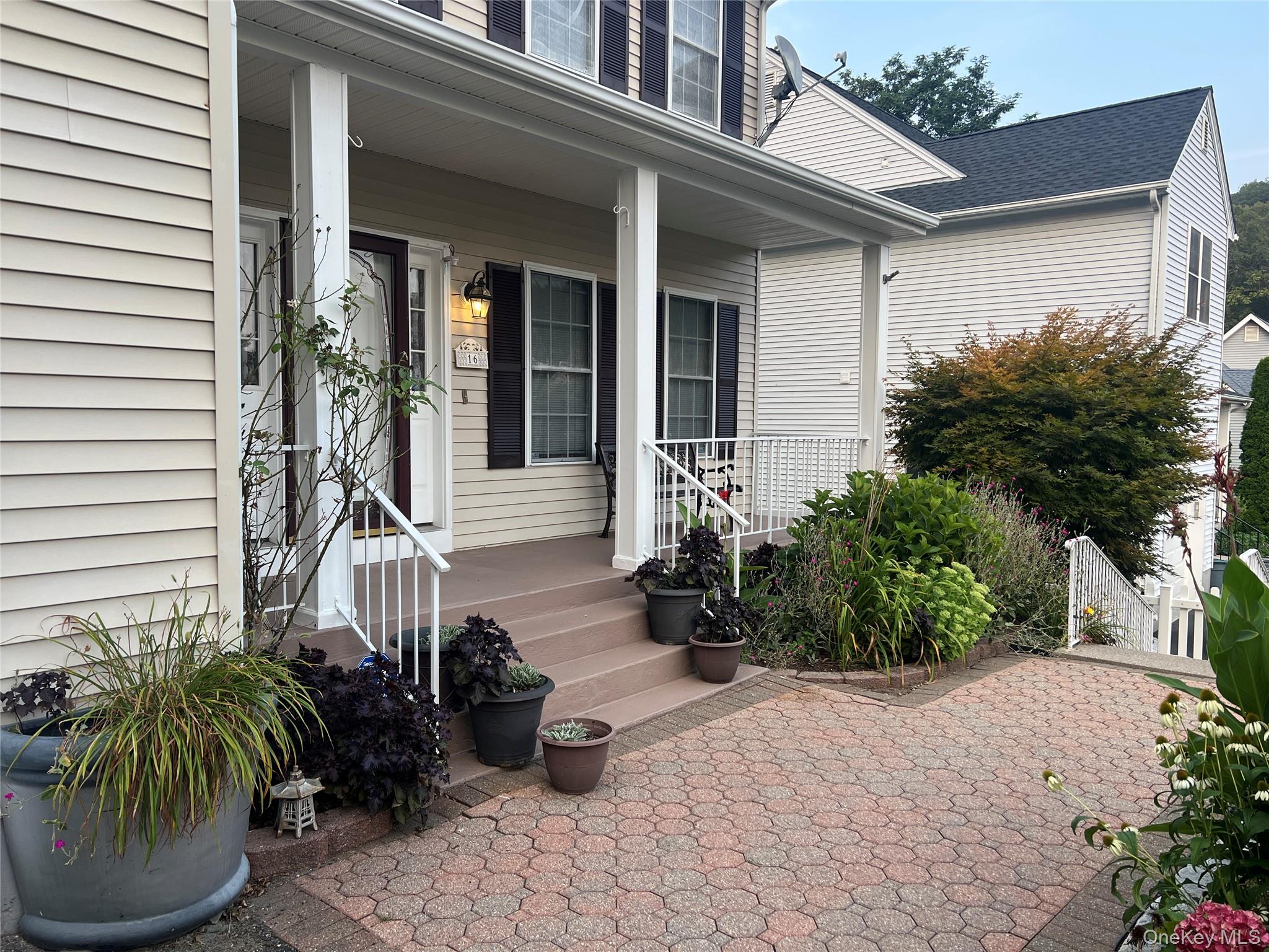 16 Peggy Lane, Peekskill, NY 10566