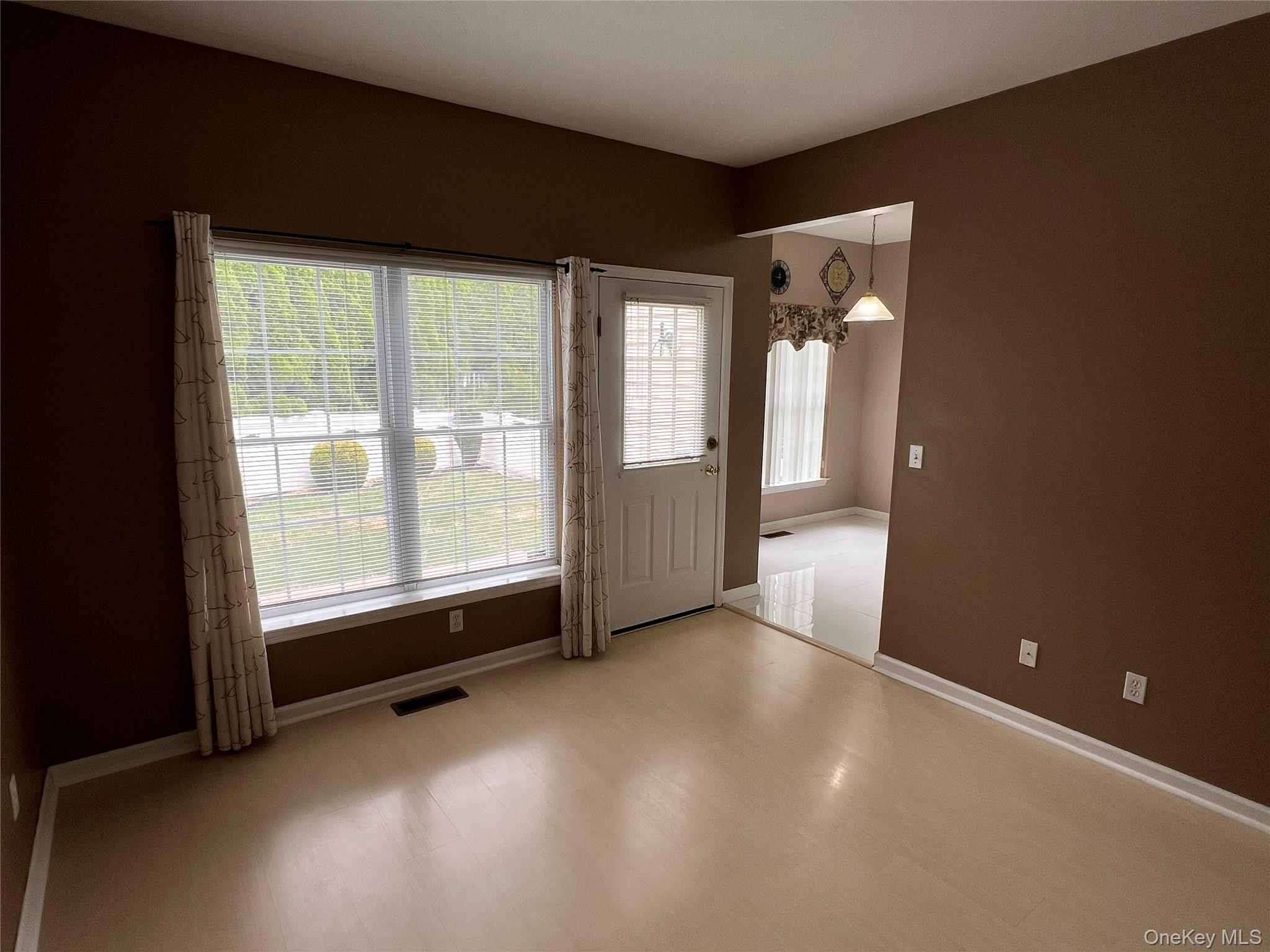 16 Peggy Lane, Peekskill, NY 10566