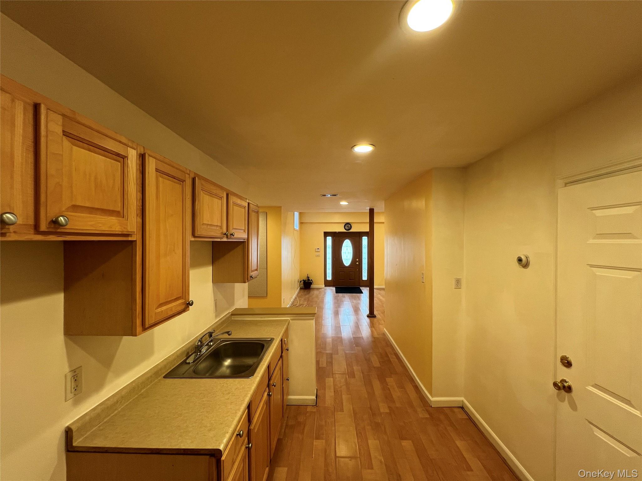 16 Peggy Lane, Peekskill, NY 10566