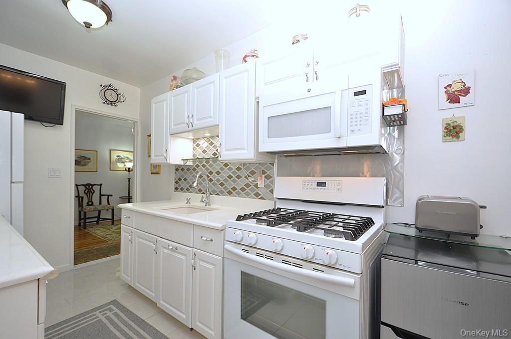 29 Abeel Street # 2L, Yonkers, NY 10705