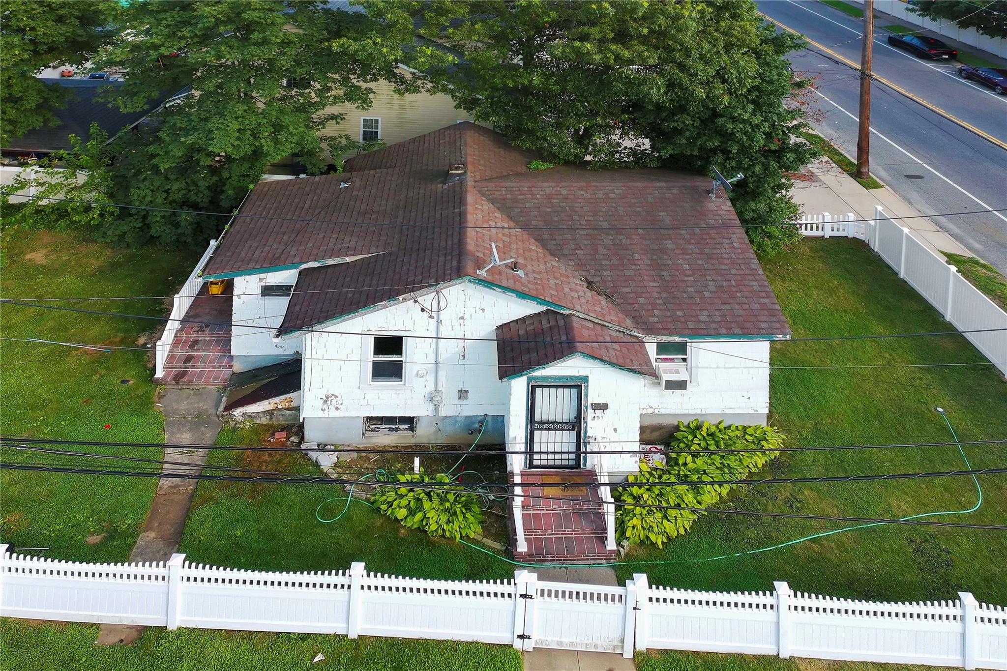 451 Babylon Turnpike, Freeport, NY 11520