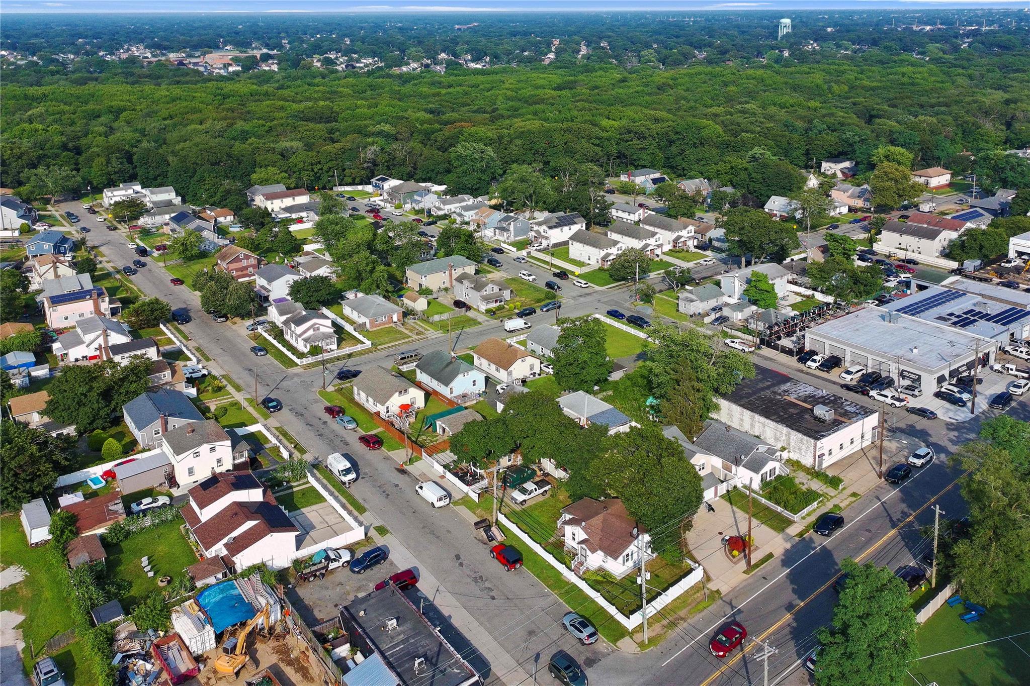 451 Babylon Turnpike, Freeport, NY 11520