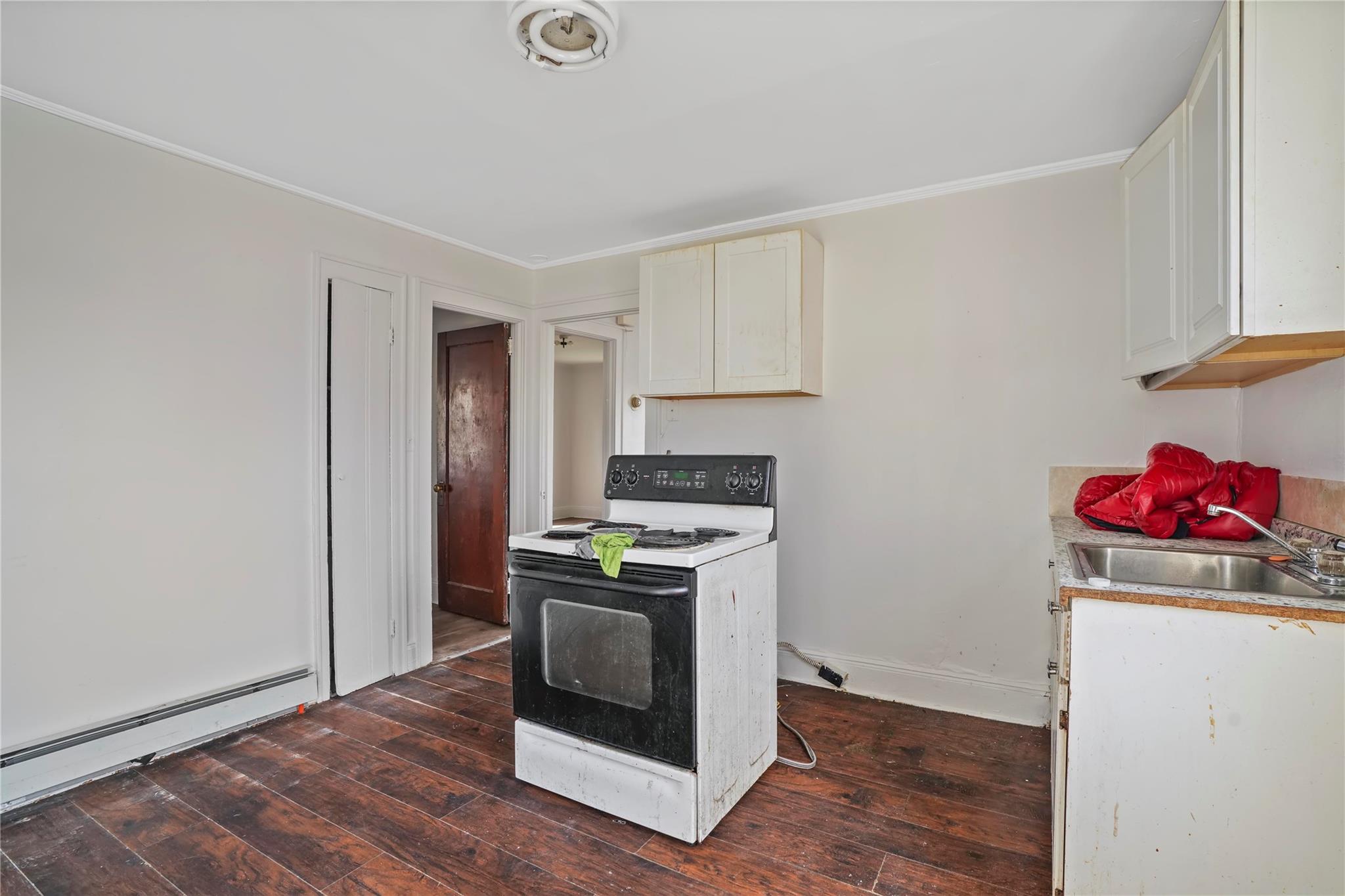 451 Babylon Turnpike, Freeport, NY 11520