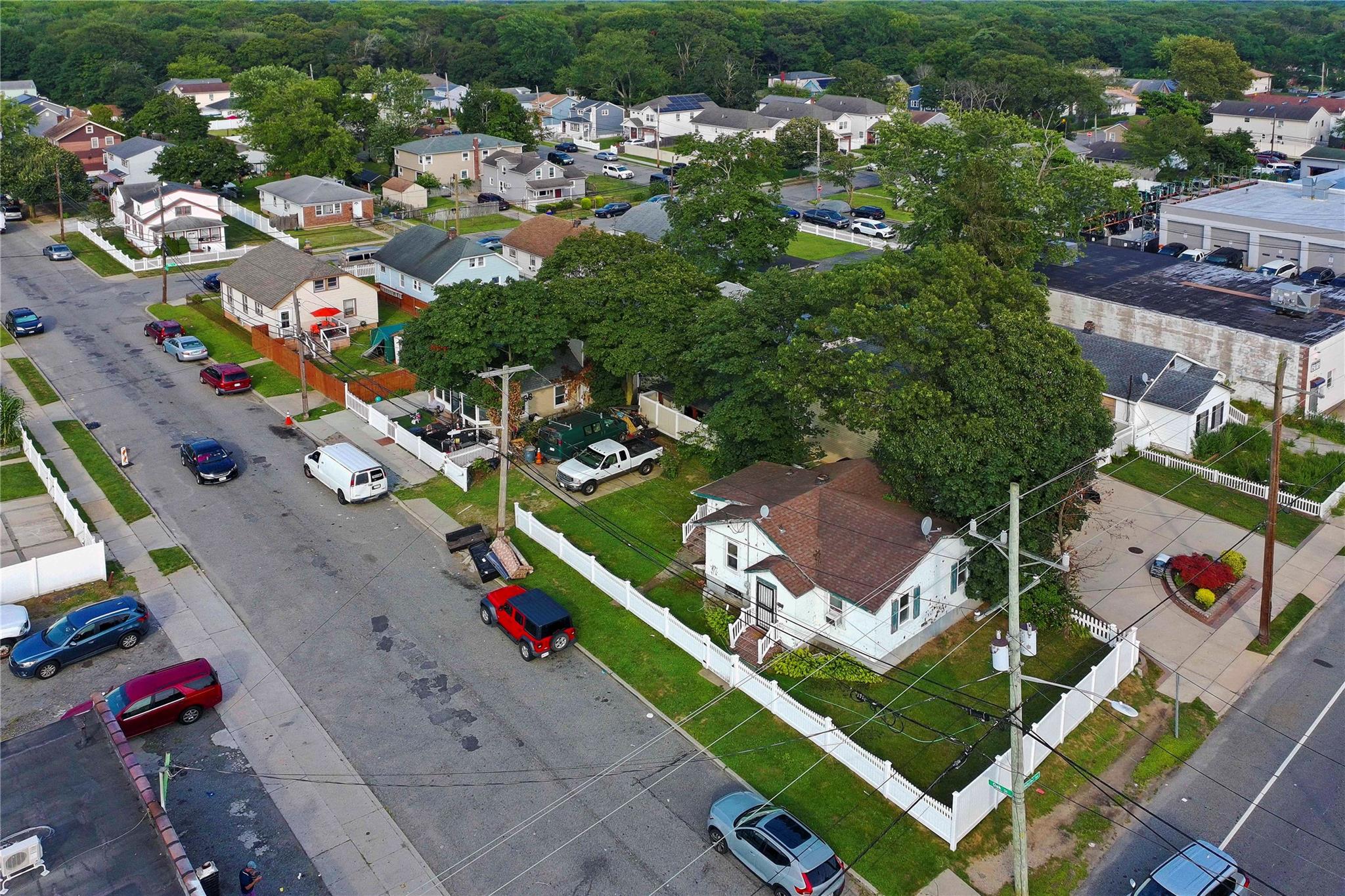 451 Babylon Turnpike, Freeport, NY 11520