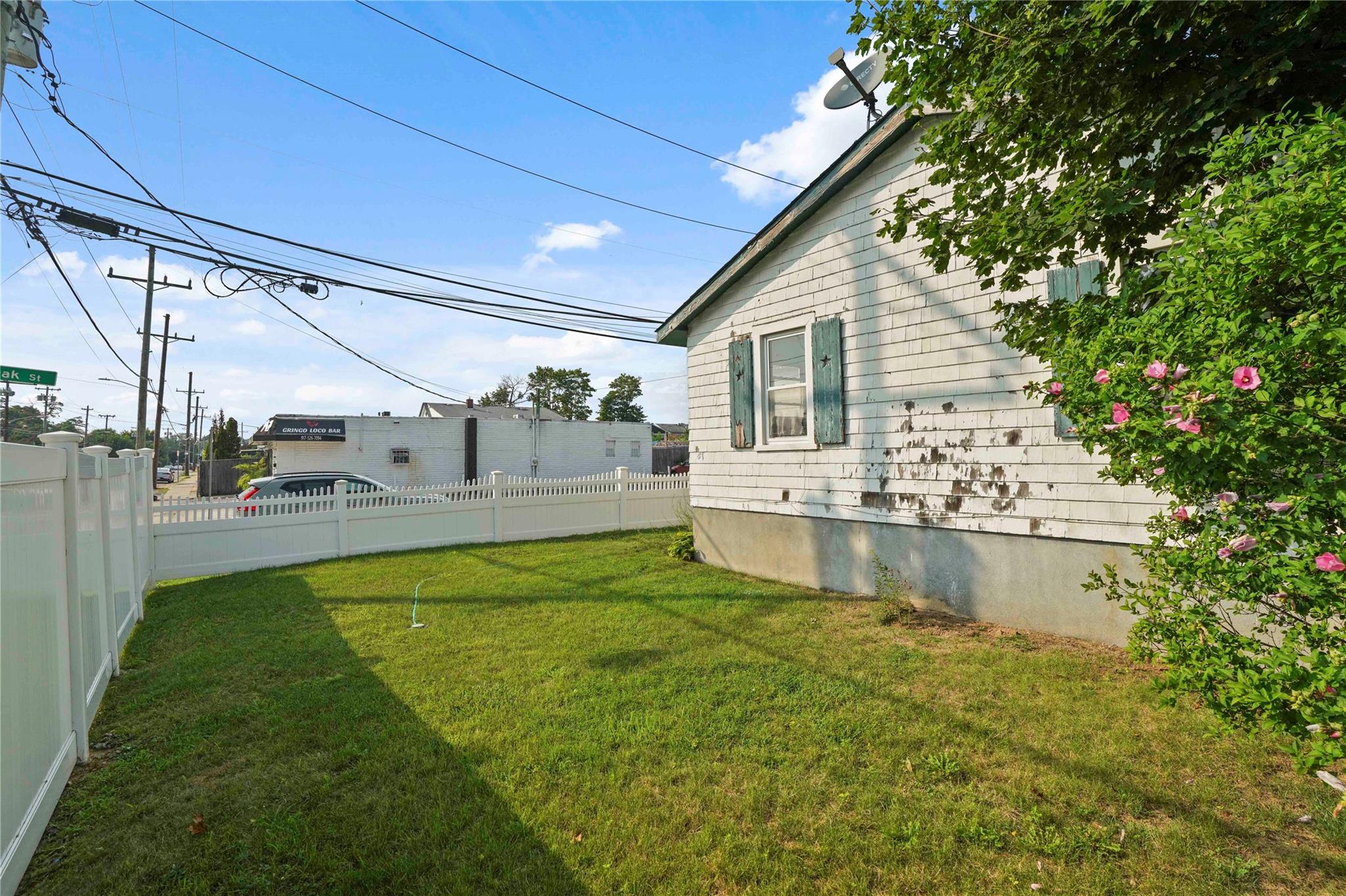 451 Babylon Turnpike, Freeport, NY 11520