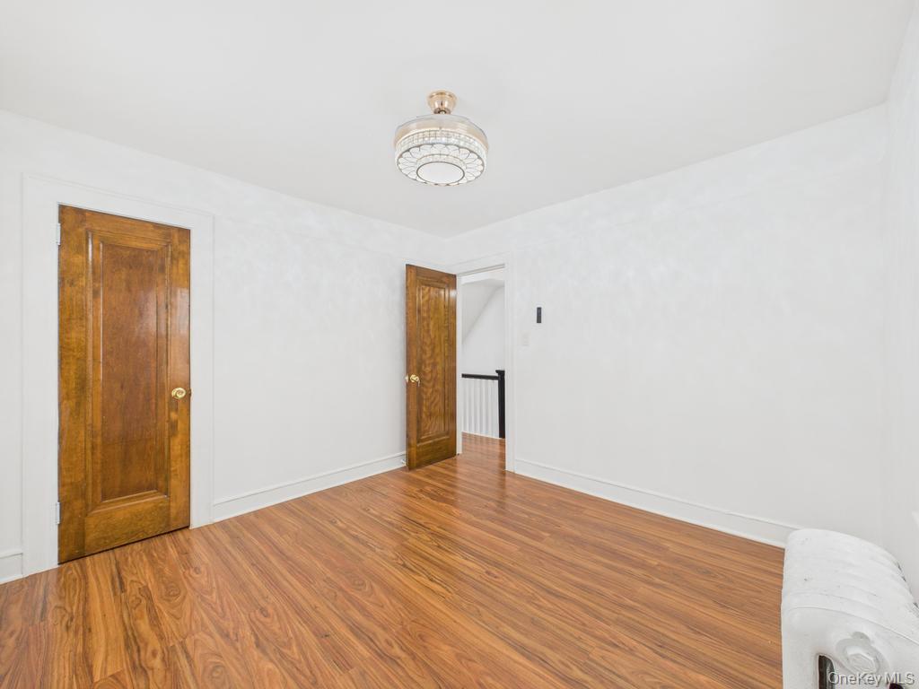 194-34 115th Road, Saint Albans, NY 11412