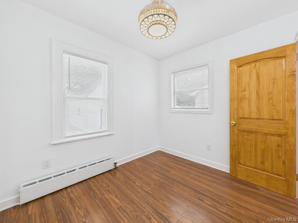 194-34 115th Road, Saint Albans, NY 11412