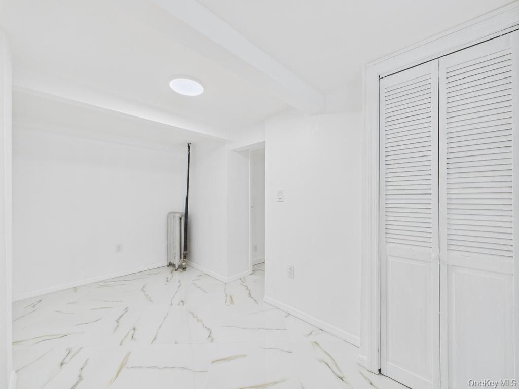 194-34 115th Road, Saint Albans, NY 11412