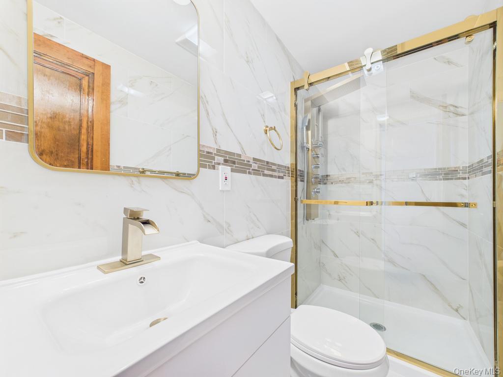 194-34 115th Road, Saint Albans, NY 11412