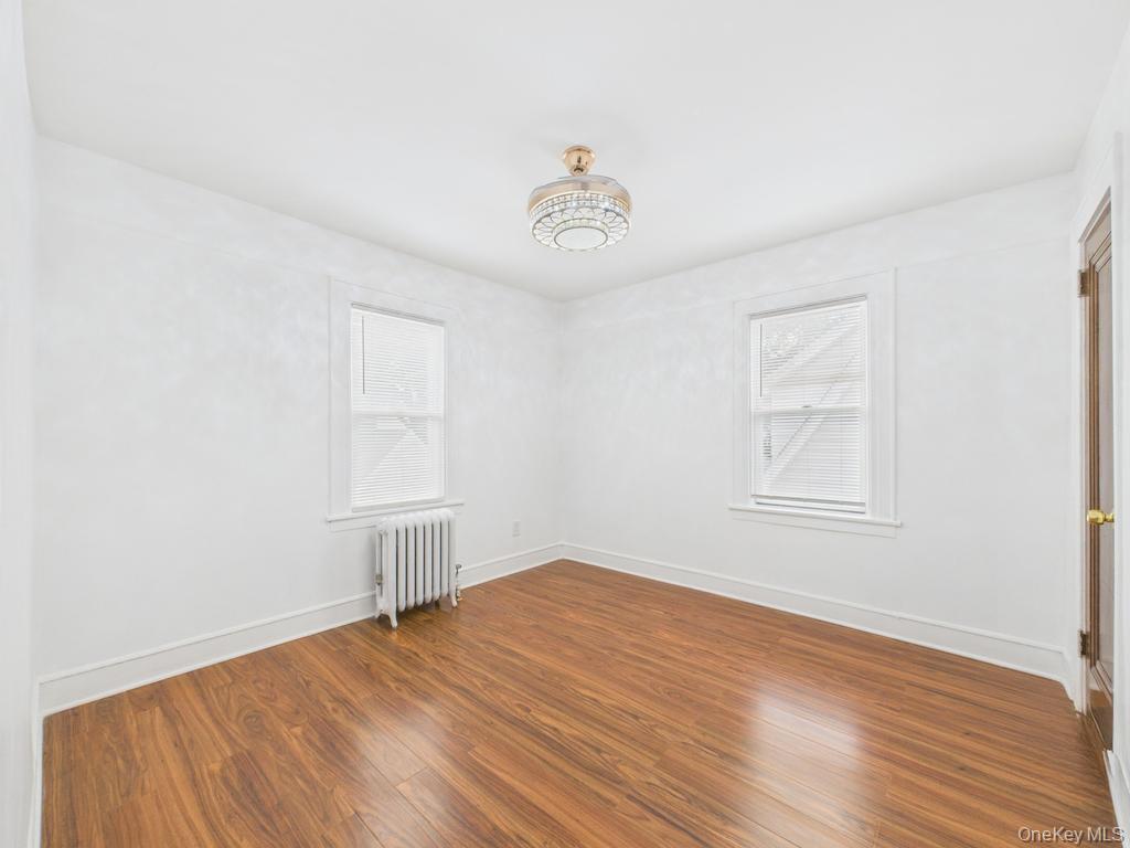 194-34 115th Road, Saint Albans, NY 11412