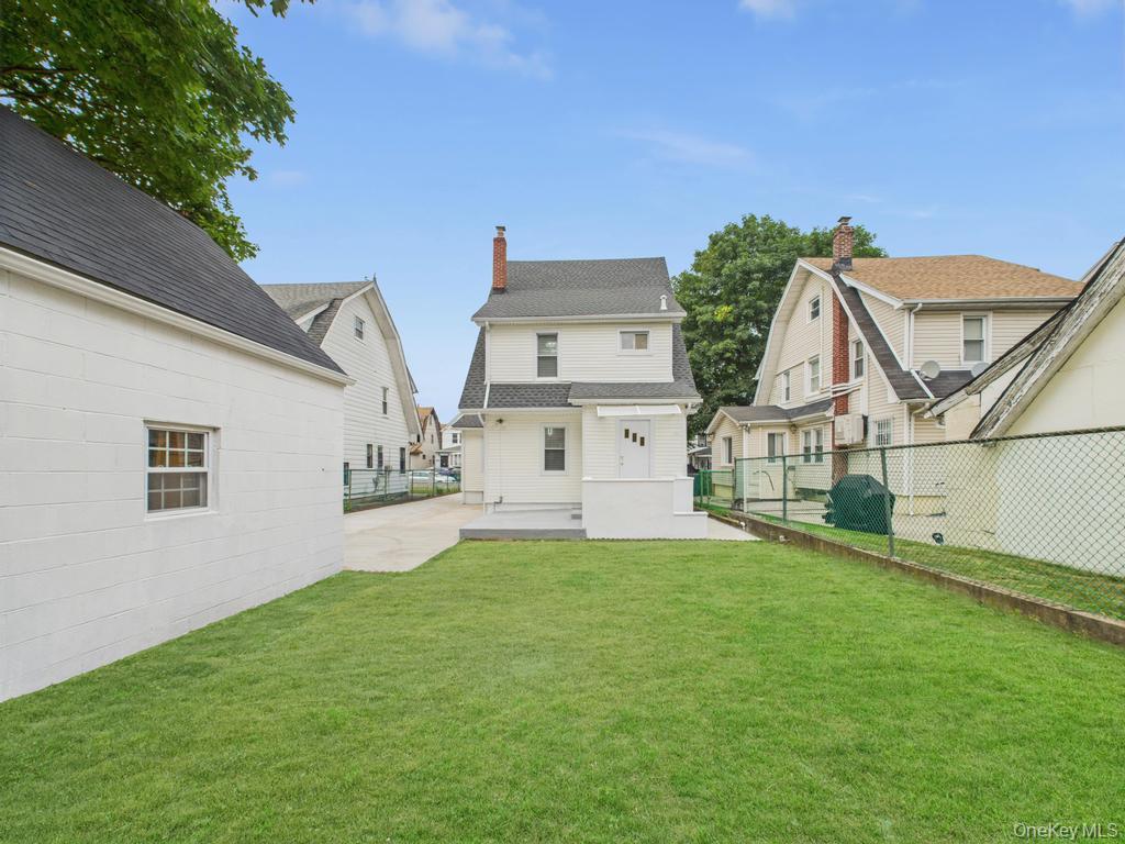 194-34 115th Road, Saint Albans, NY 11412