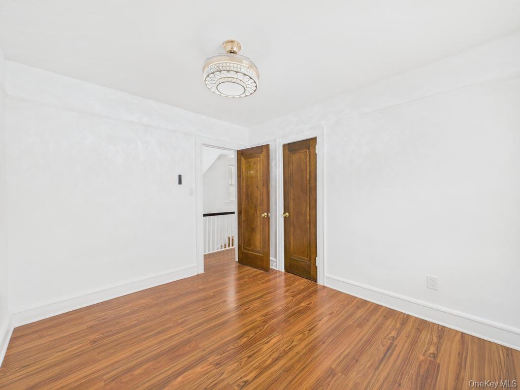 194-34 115th Road, Saint Albans, NY 11412