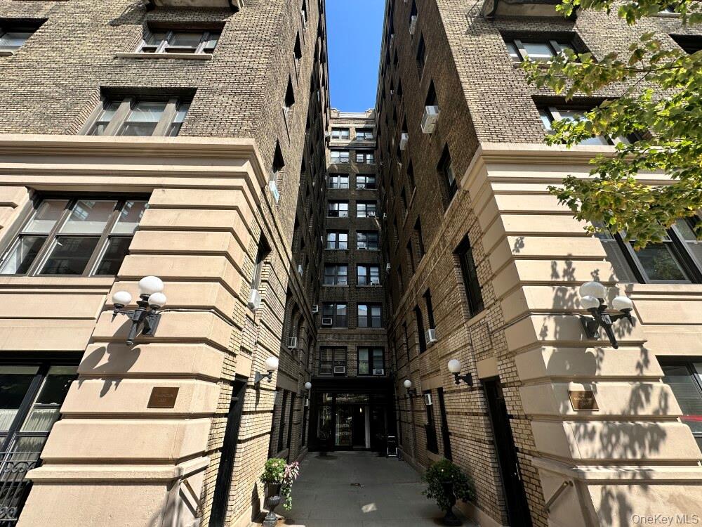203 W 81st Street # 4E, New York (Manhattan), NY 10024