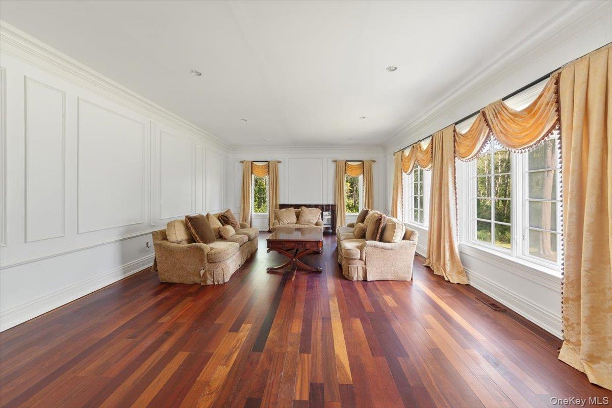 180 Stone Hill Road, Bedford, NY 10506