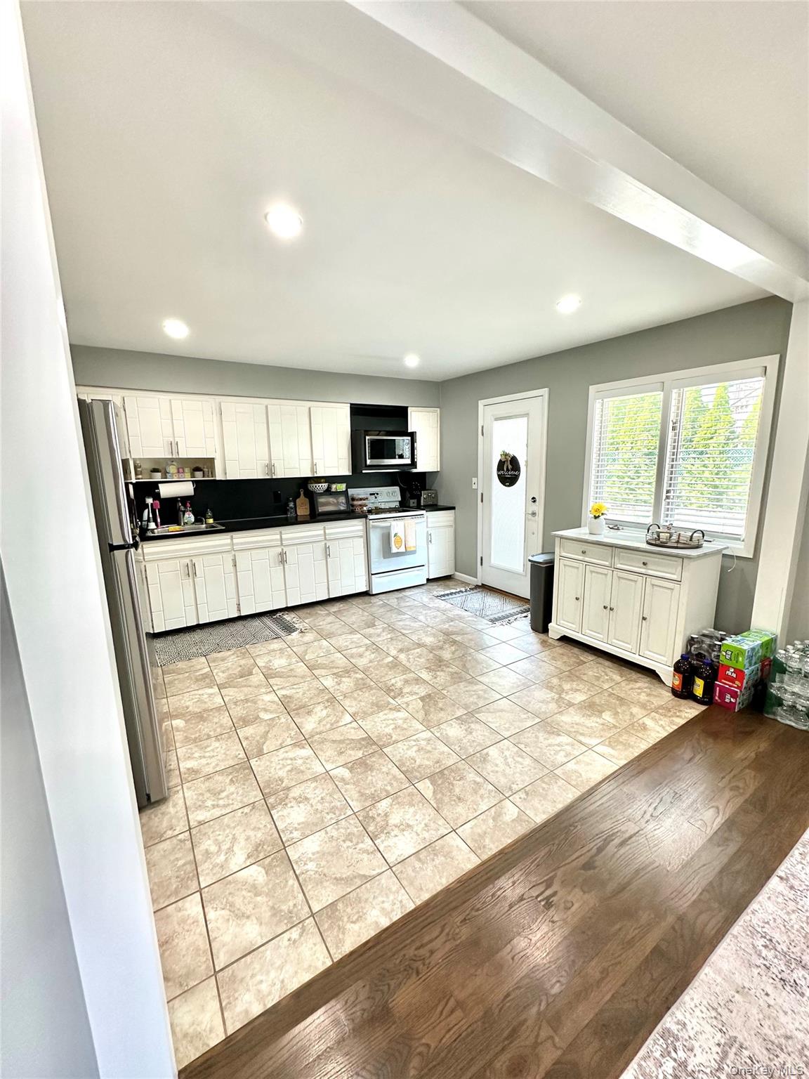 323 Wildwood Road, Ronkonkoma, NY 11779