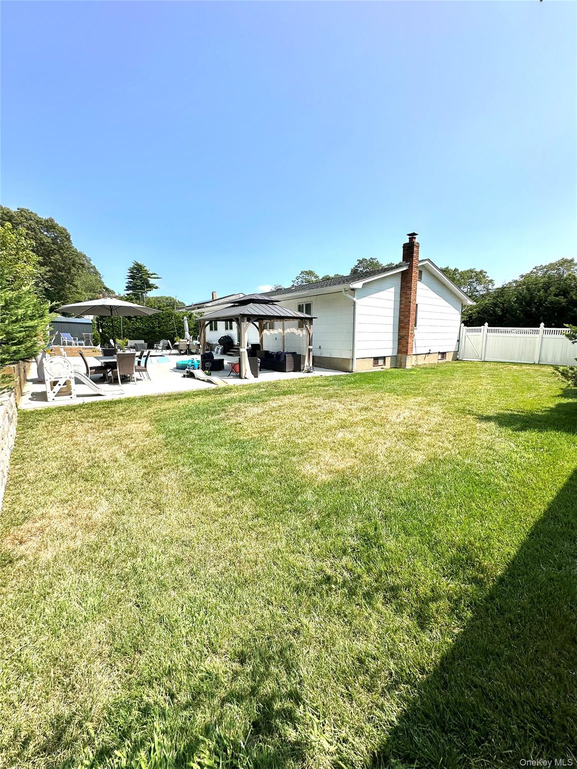 323 Wildwood Road, Ronkonkoma, NY 11779