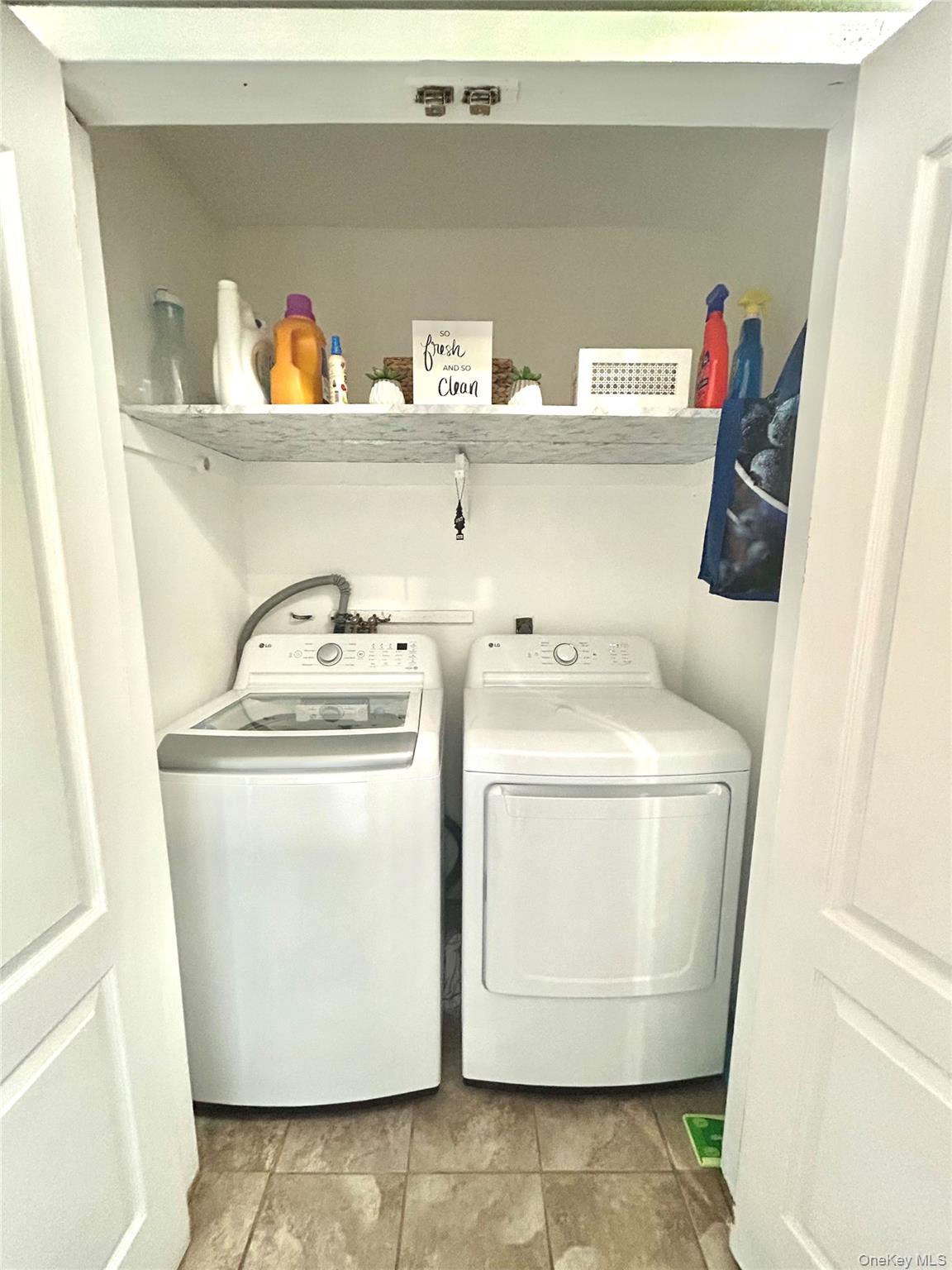 323 Wildwood Road, Ronkonkoma, NY 11779