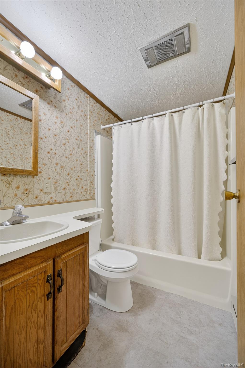 4 Ivanhoe Court, Monticello, NY 12701