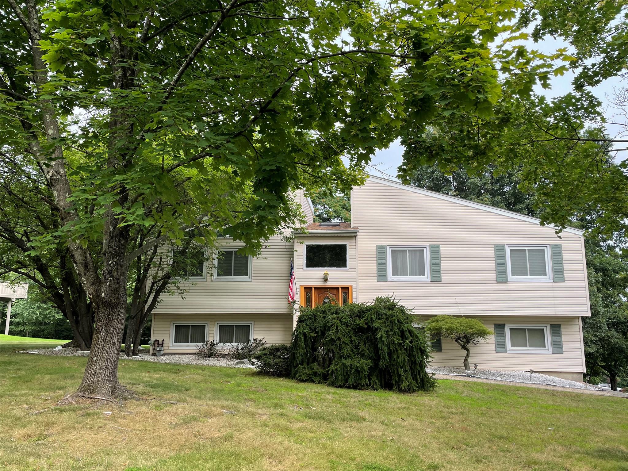 12 Rockridge Drive, Thiells, NY 10984