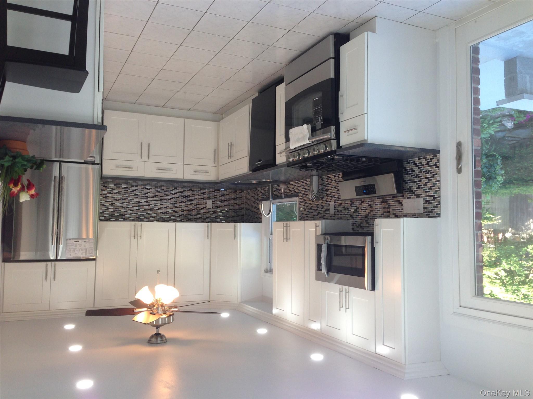 10 Otsego Place, Commack, NY 11725