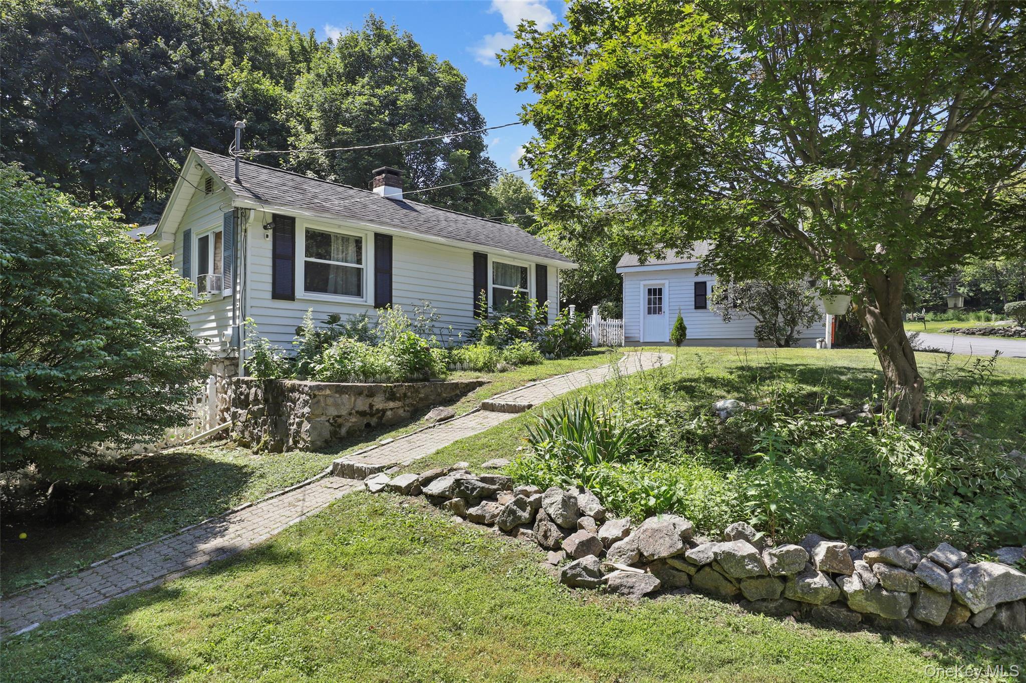 10 Kenton Road, Patterson, NY 12563