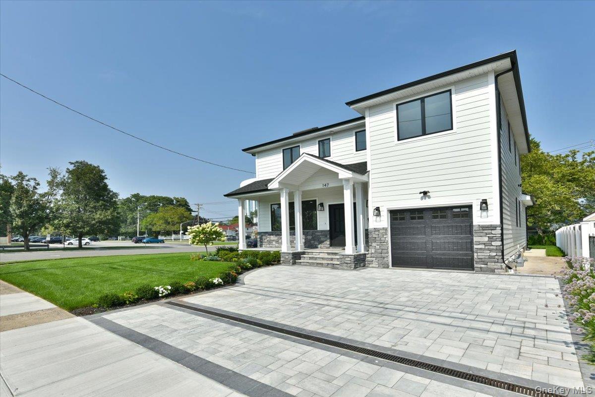 147 Norman Street, New Hyde Park, NY 11040